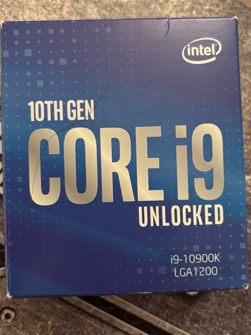 Intel Core i9-10900K（Unlocked）