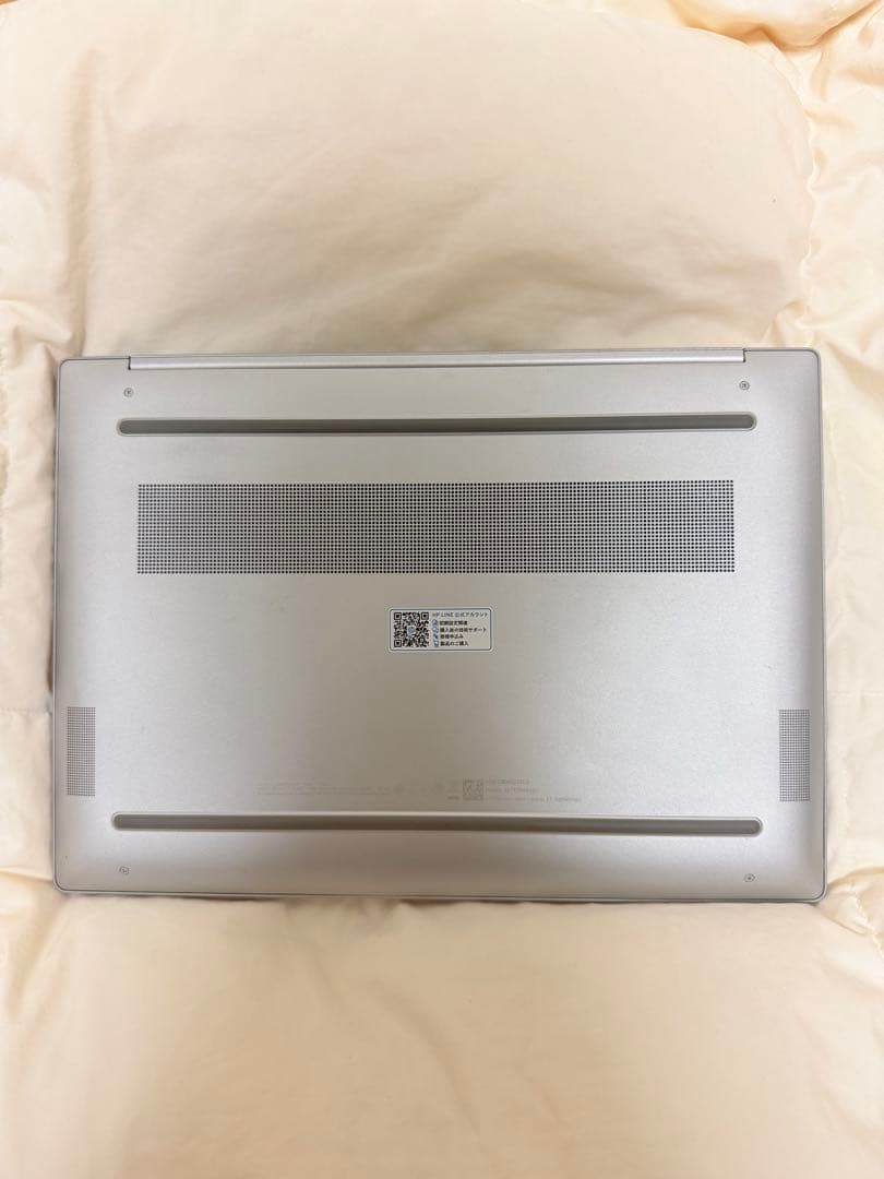 ノートPC HP Pavilion Aero 13-bg シルバー