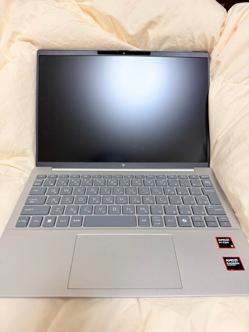 ノートPC HP Pavilion Aero 13-bg シルバー