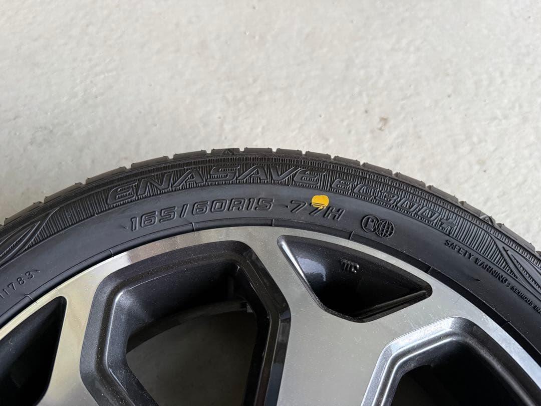 スズキ ハスラー ハイブリッドXターボ 純正タイヤ・ホイール4本セット