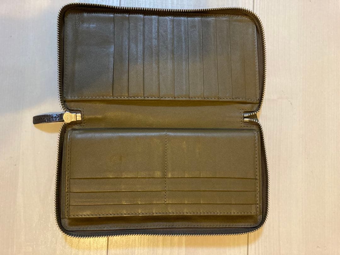 ジ*可様 人*ル様 GUCCI クロコ　長財布