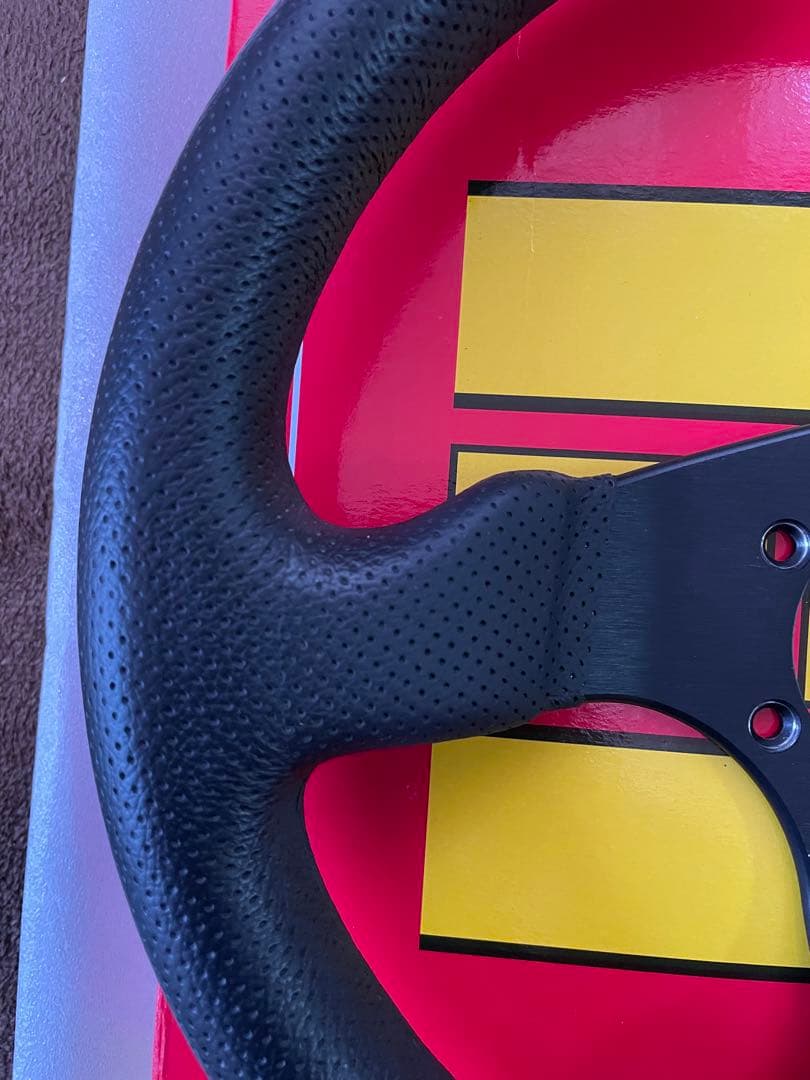 MOMOステアリング　コンペティション320mm