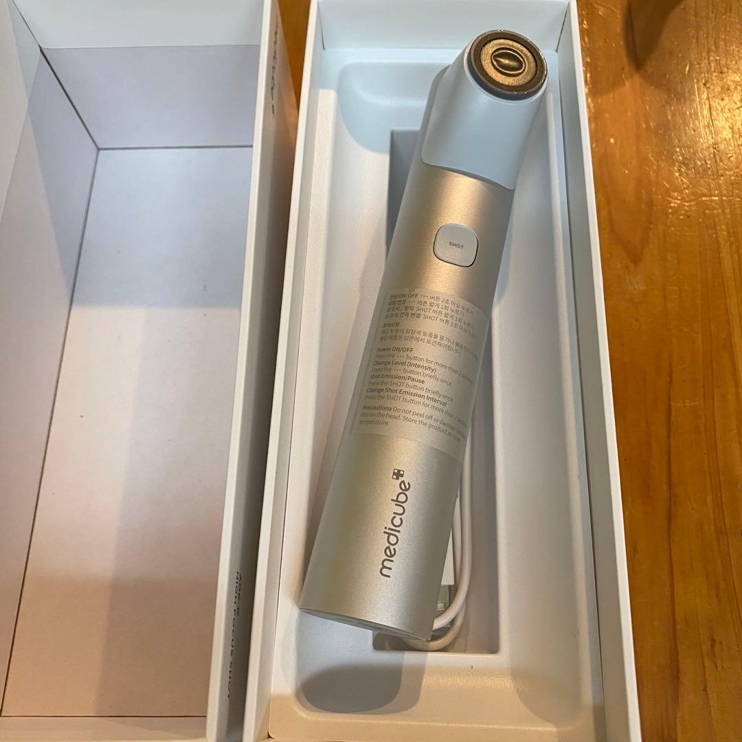 medicube age-r ハイフォーカスショット 美顔器