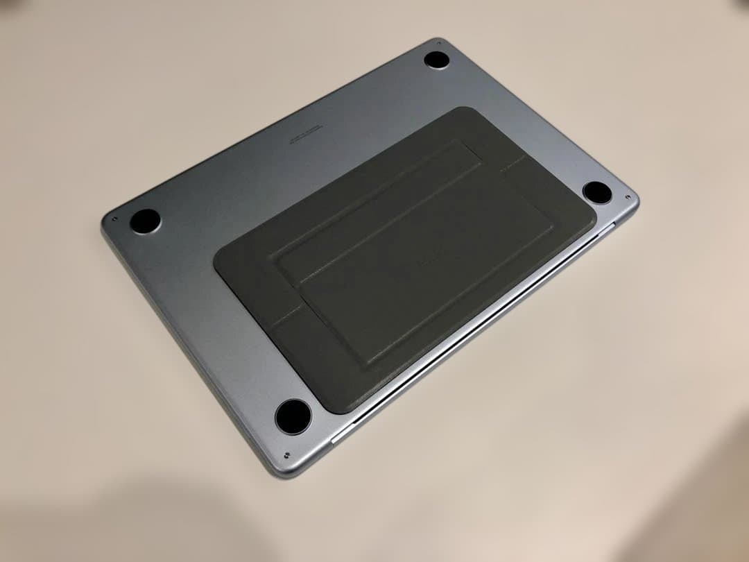 【極美品】MacBook Air 2025 (Early) 16GB/256GB