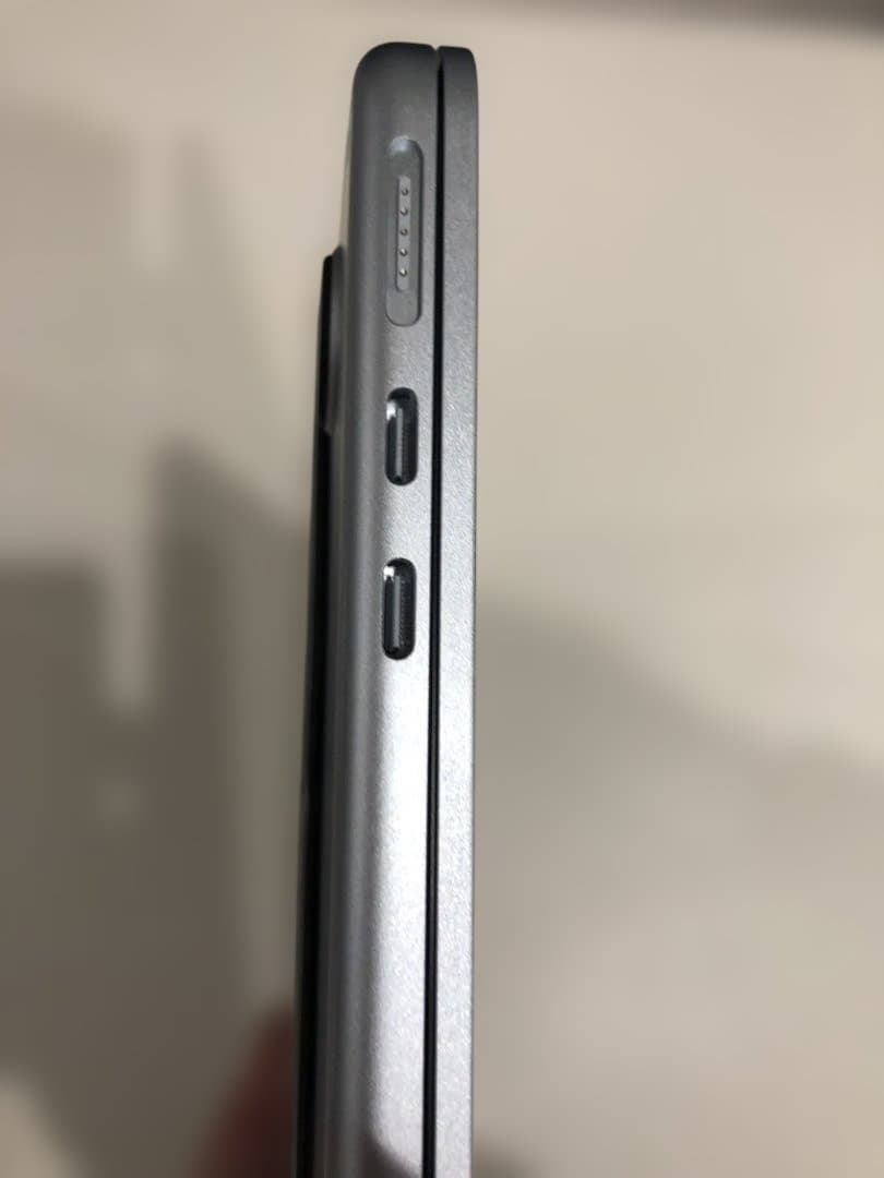 【極美品】MacBook Air 2025 (Early) 16GB/256GB