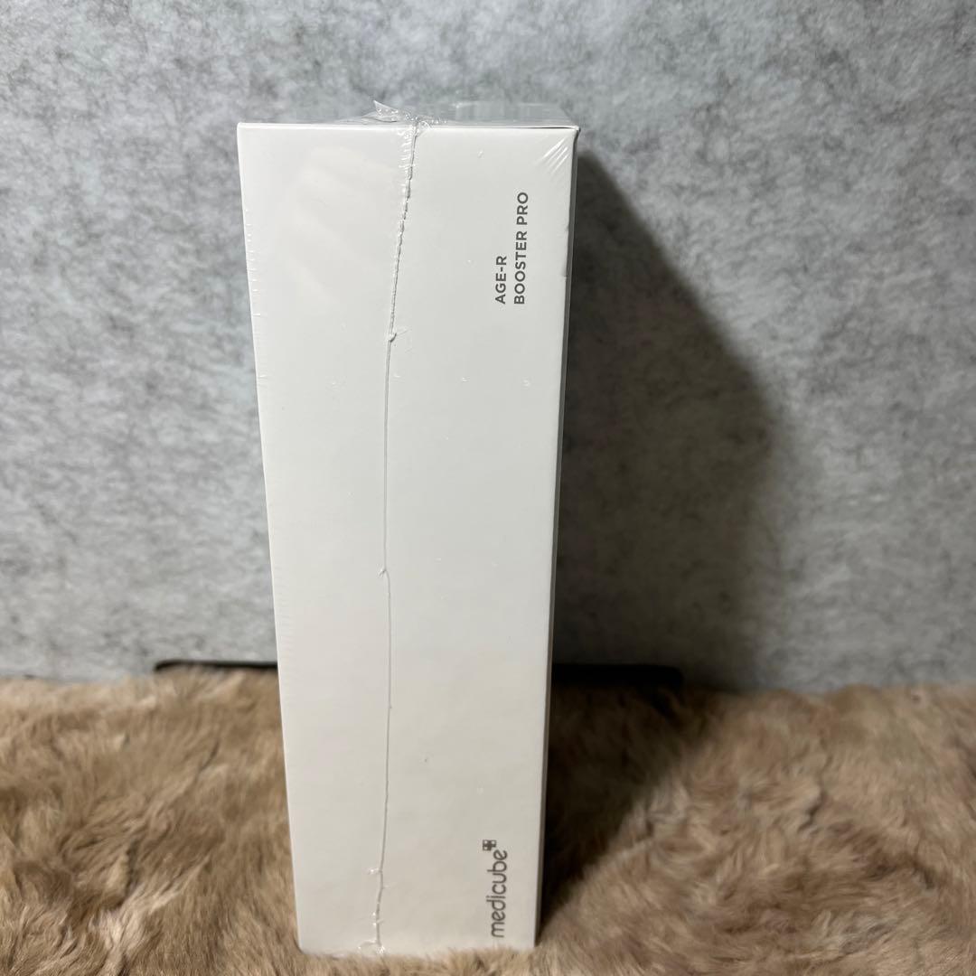新品未開封　メディキューブ AGE-Rブースタープロ ブラック 1日5分韓国美肌