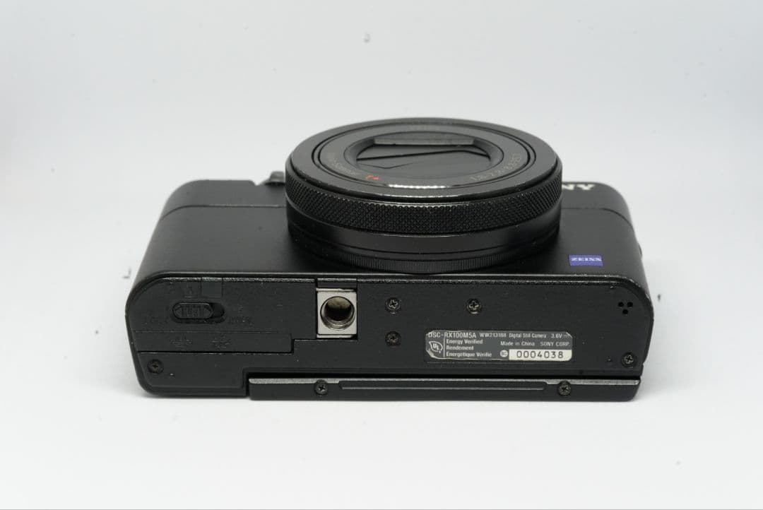 デジタルカメラ RX100M5A SONY Vario-Sonnar T*