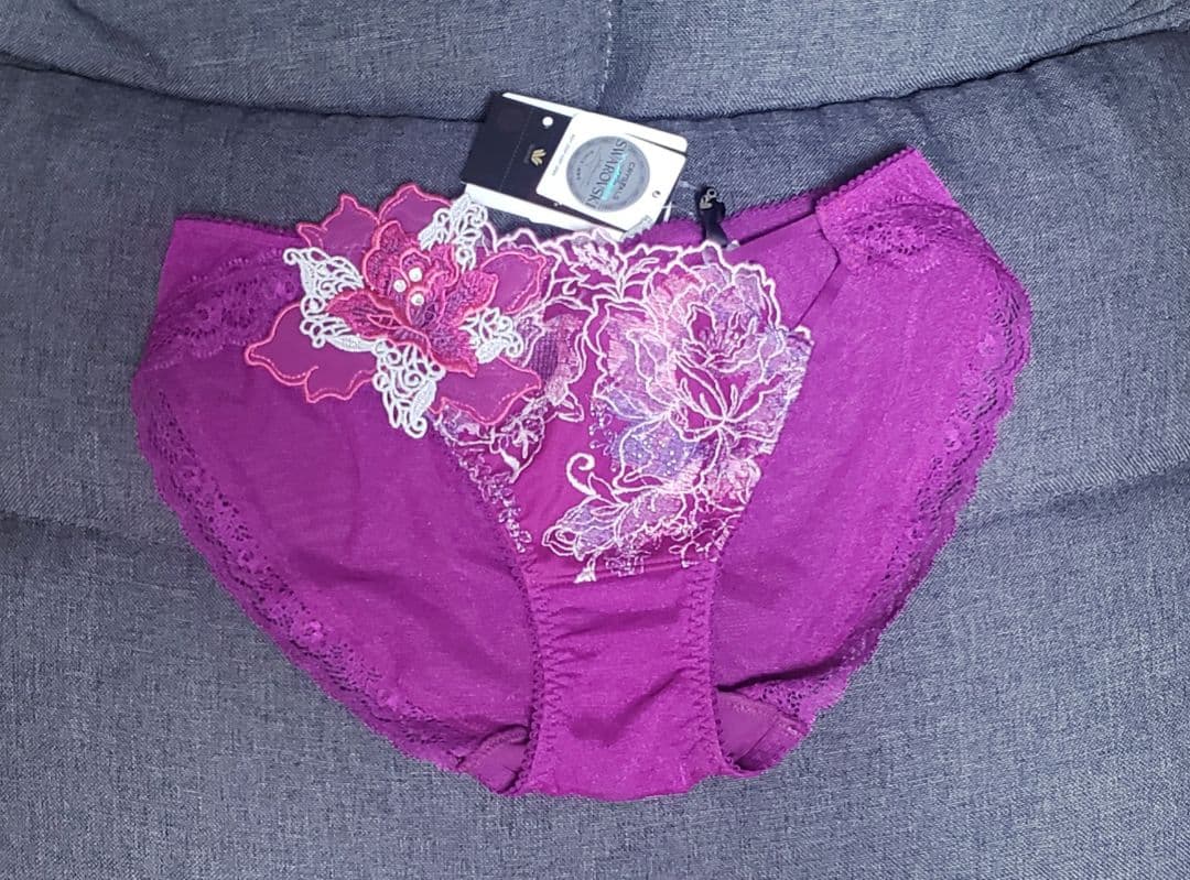 サルート　プレステージ　店舗限定　アテナ　アテネ　ブラジャー　G65 M