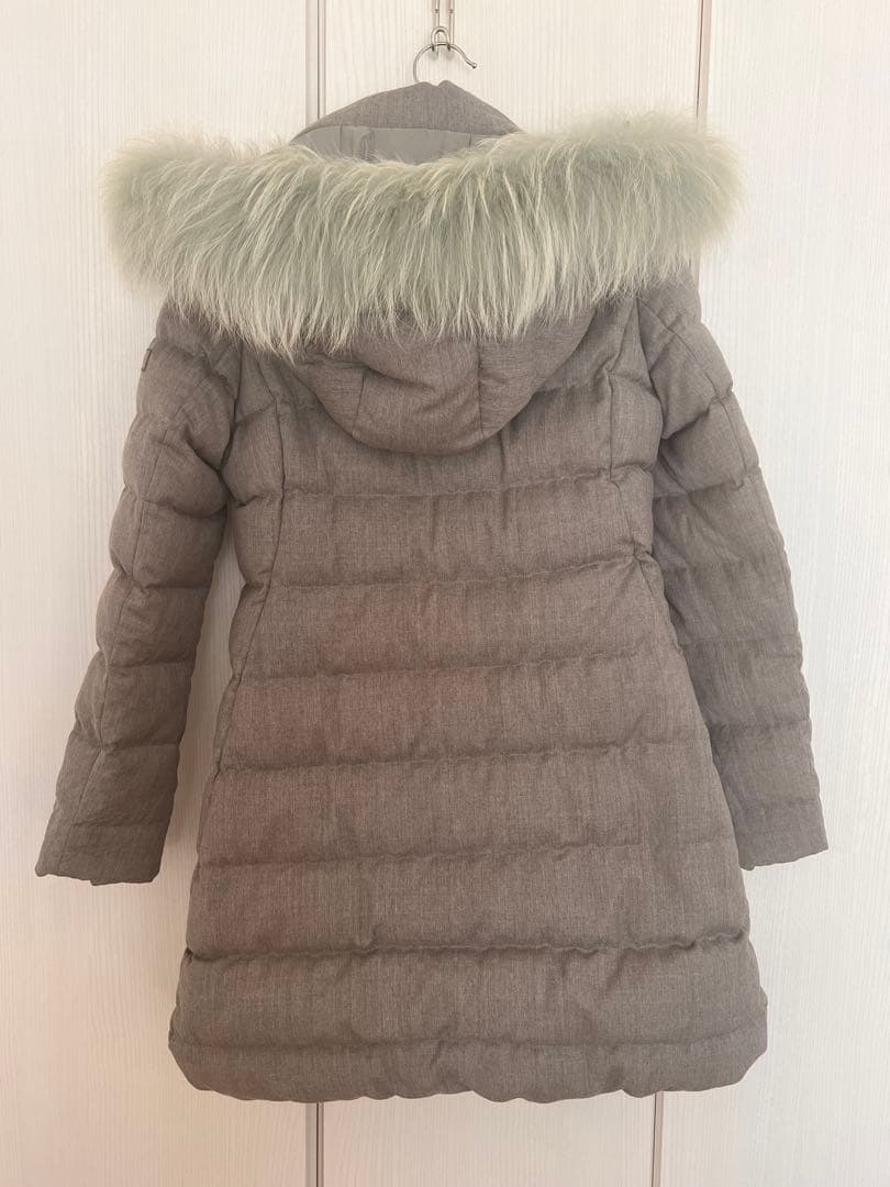 【1/19限定価格】TATRAS レディース ダウンロングコート グレー