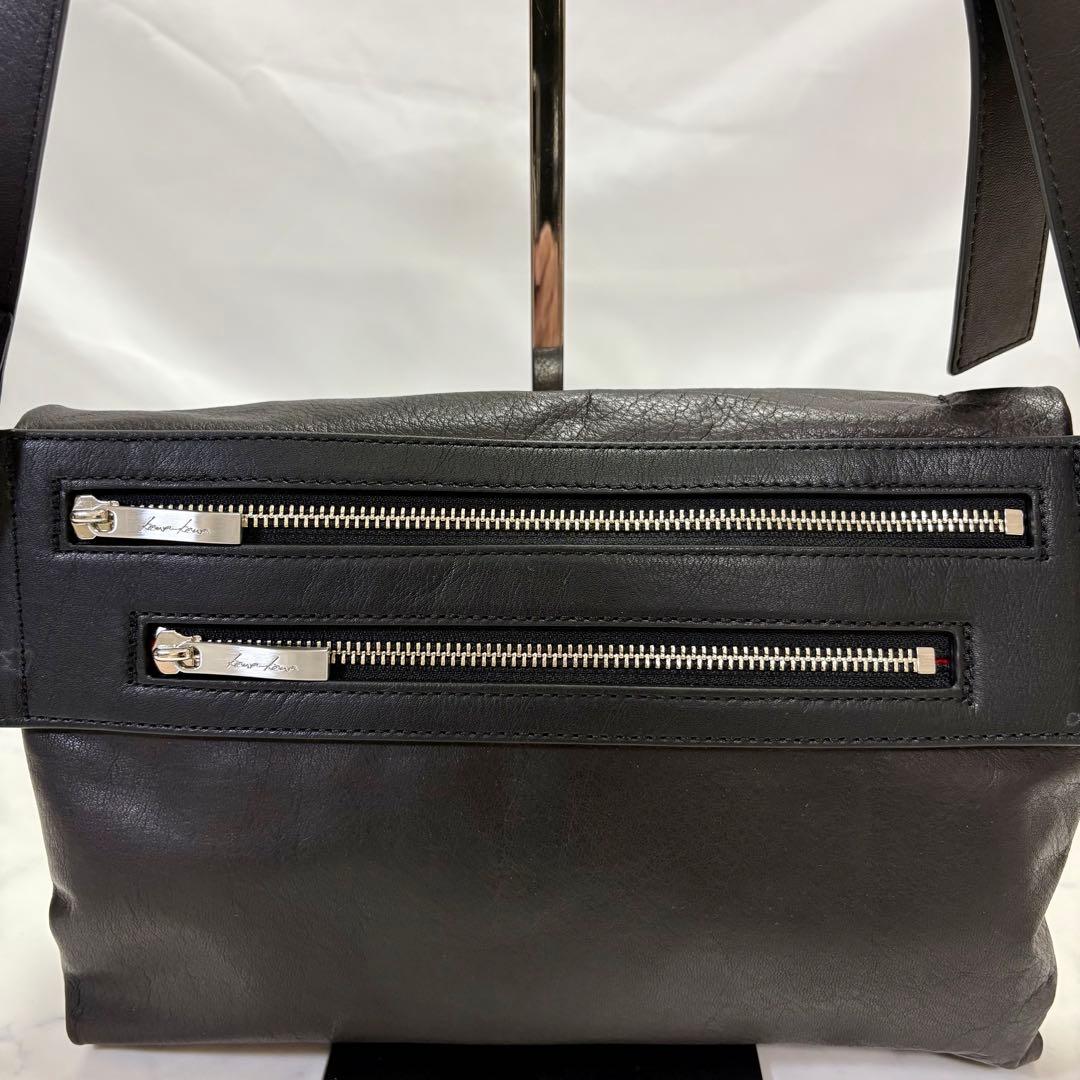 極美品 kawa-kawa カワカワ ボディバッグ スーパーソフトレザー 黒 M