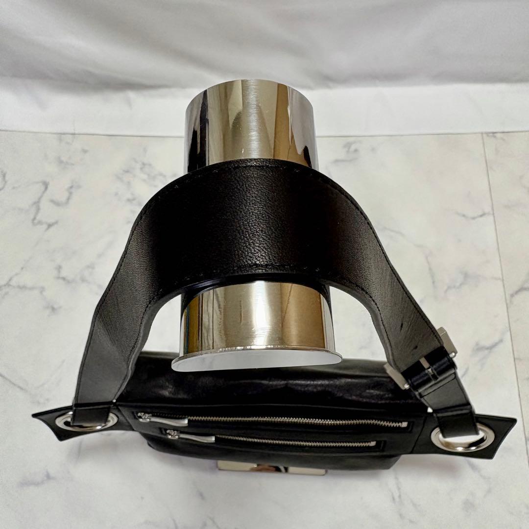 極美品 kawa-kawa カワカワ ボディバッグ スーパーソフトレザー 黒 M