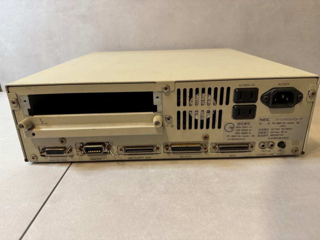 NEC PC-9821 Ce 本体