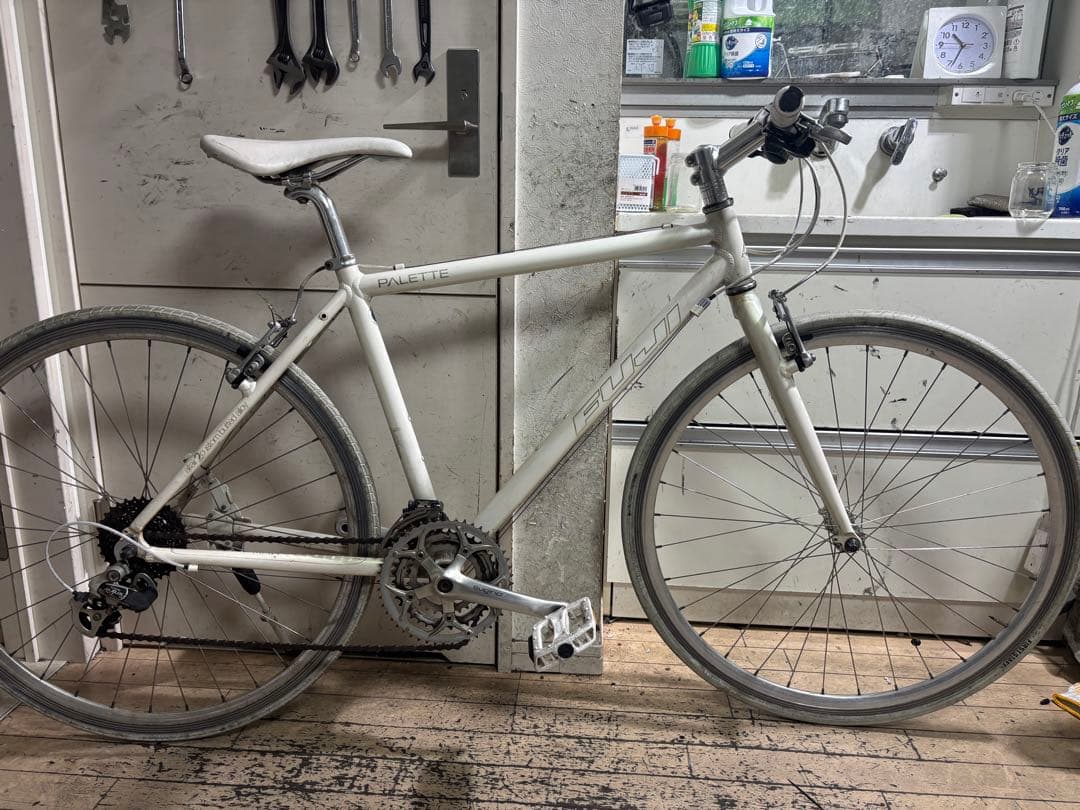 FUJI PALETTE フジのクロスバイク ホワイト