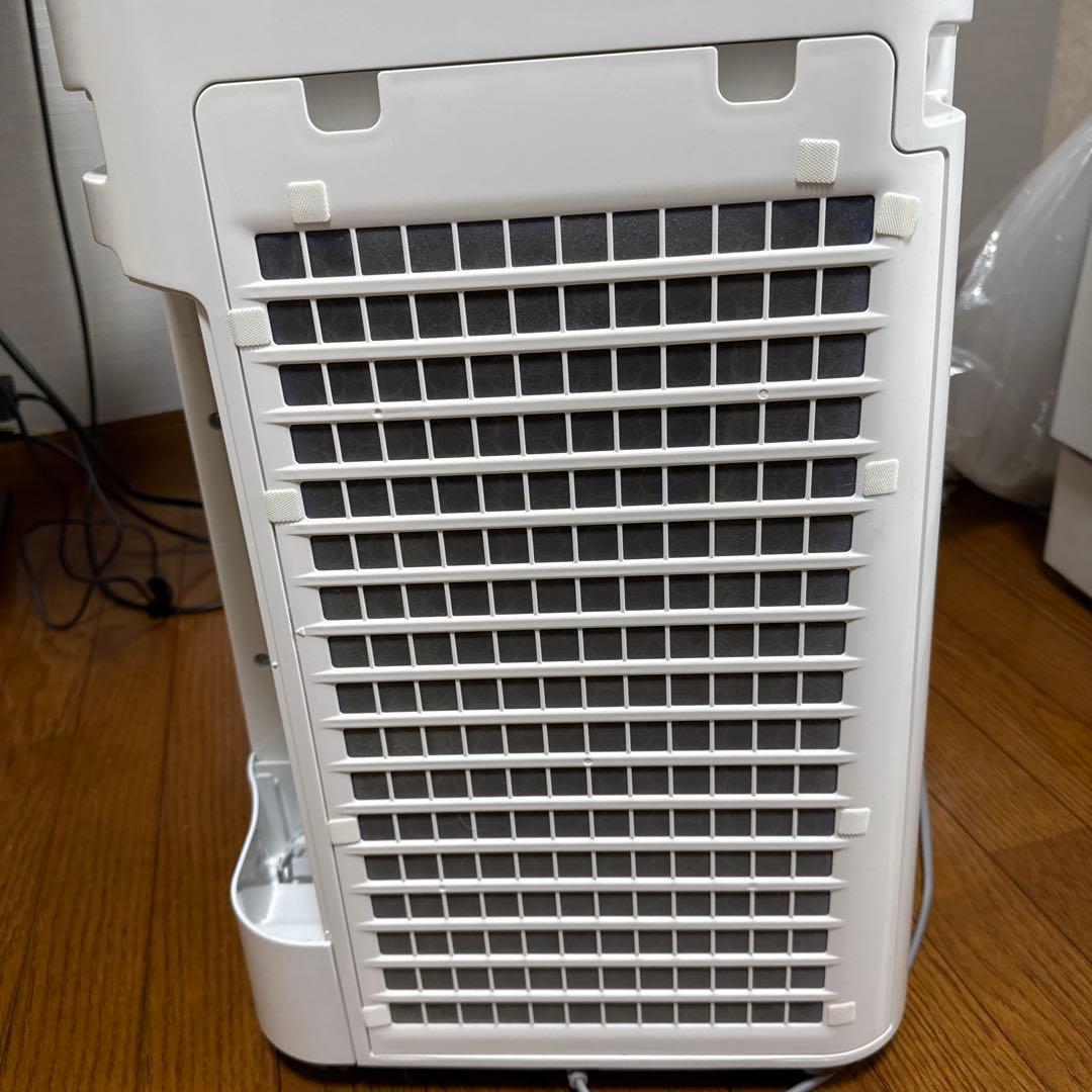 シャープ 加湿 空気清浄機 KC-R50-W プラズマクラスター7000空気清浄