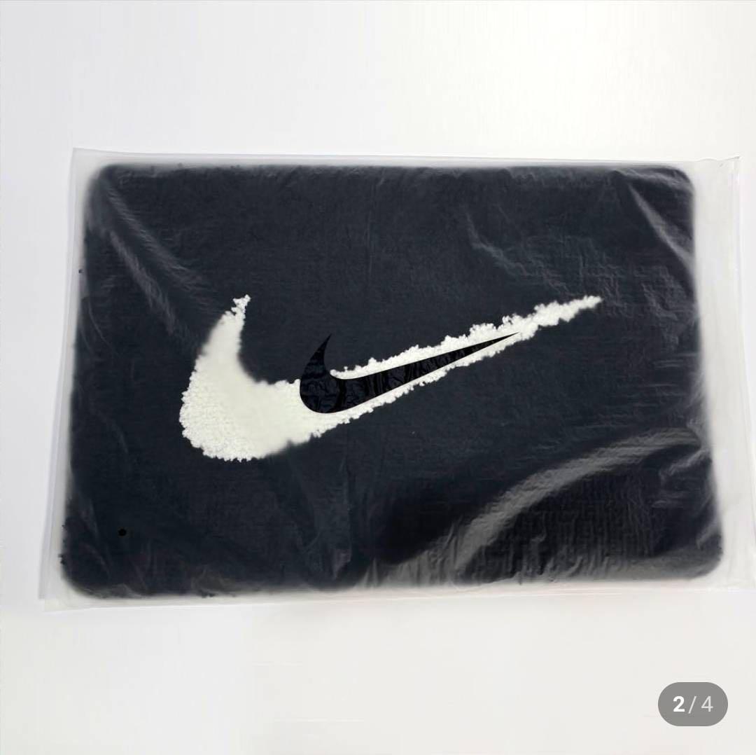 NIKE ロゴ ラグ カーペット