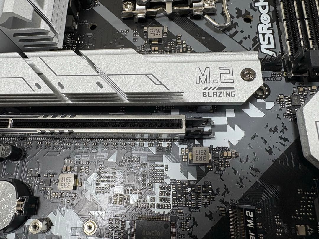 ASRock Z790 STEEL LEGEND WIFI マザーボード ATX