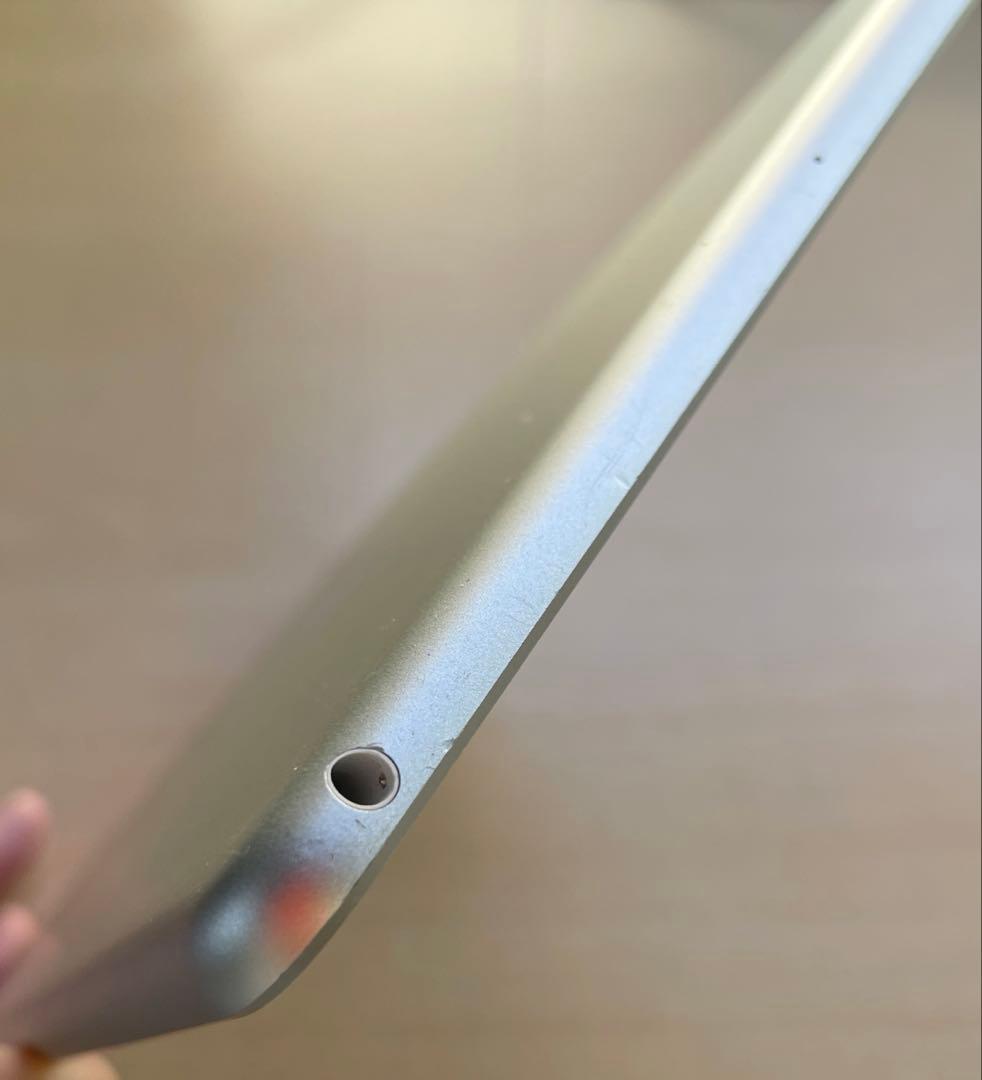 iPad 第6世代　A1893　Wi-Fiモデル　シルバー　32GB 美品　#7