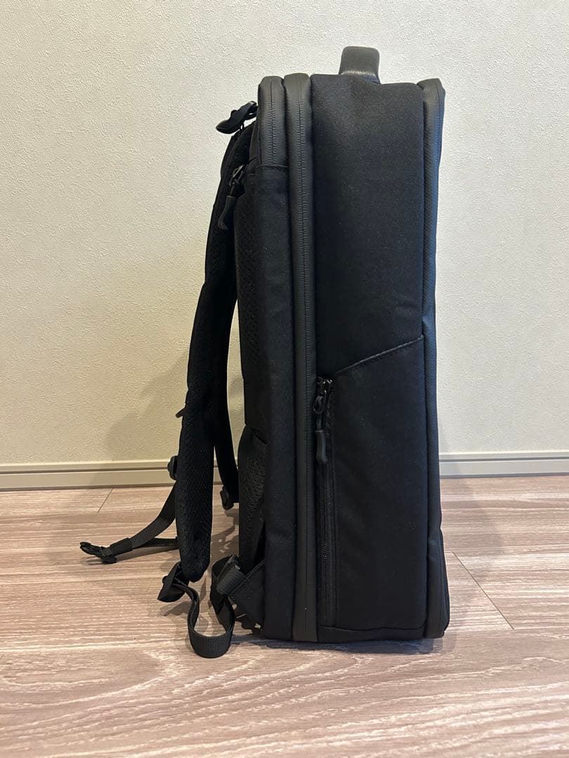 【ほぼ新品】Evoon マルチビジネスリュック5.0