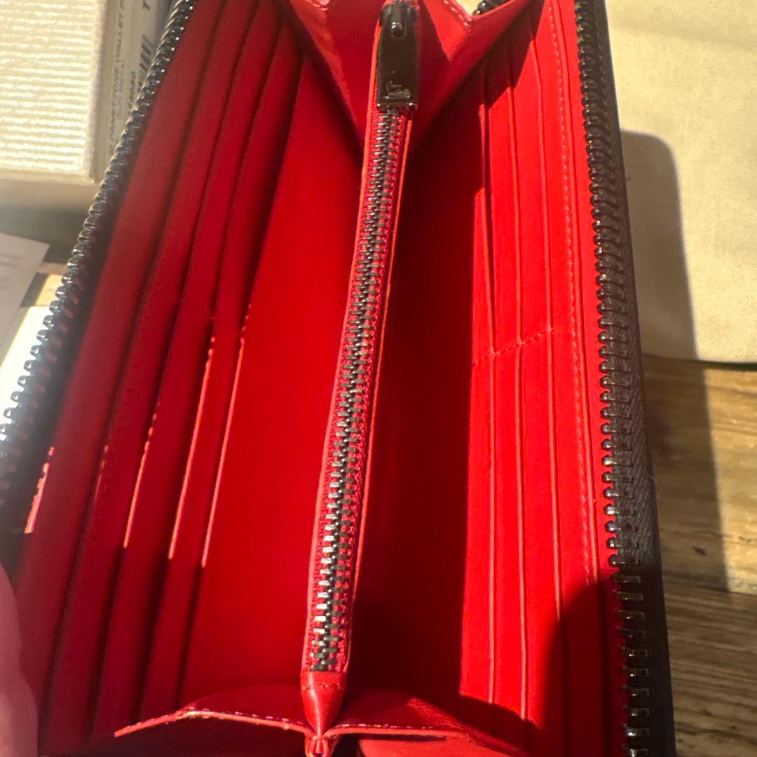 Christian Louboutin 長財布 黒