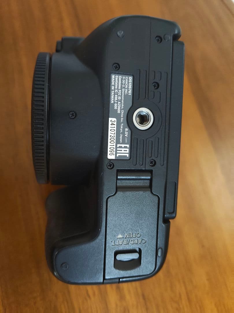 【ジャンク】Canon EOS Kiss X10 デジタル一眼レフカメラ