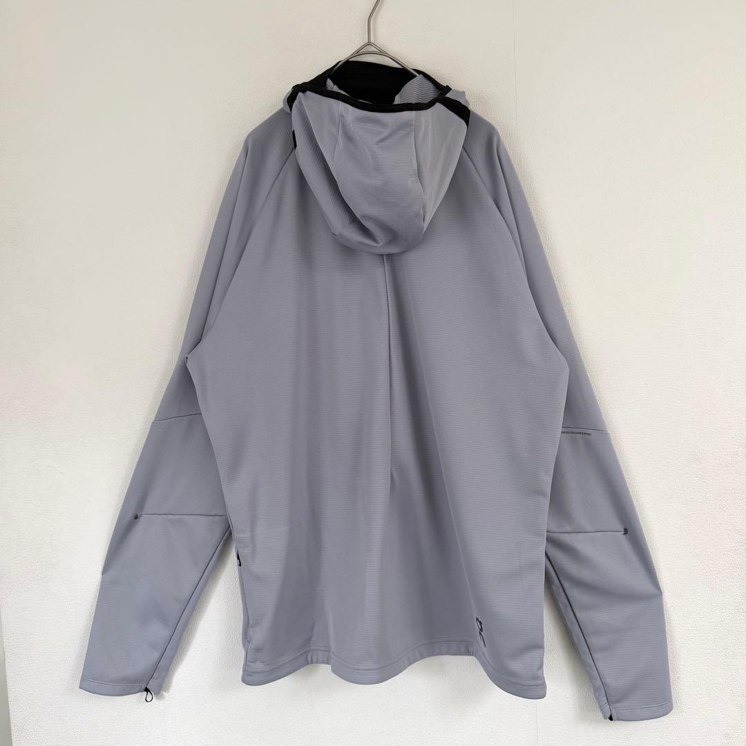 On Climate Zip Hoodie パーカー　陸上　ライトグレー　極美品