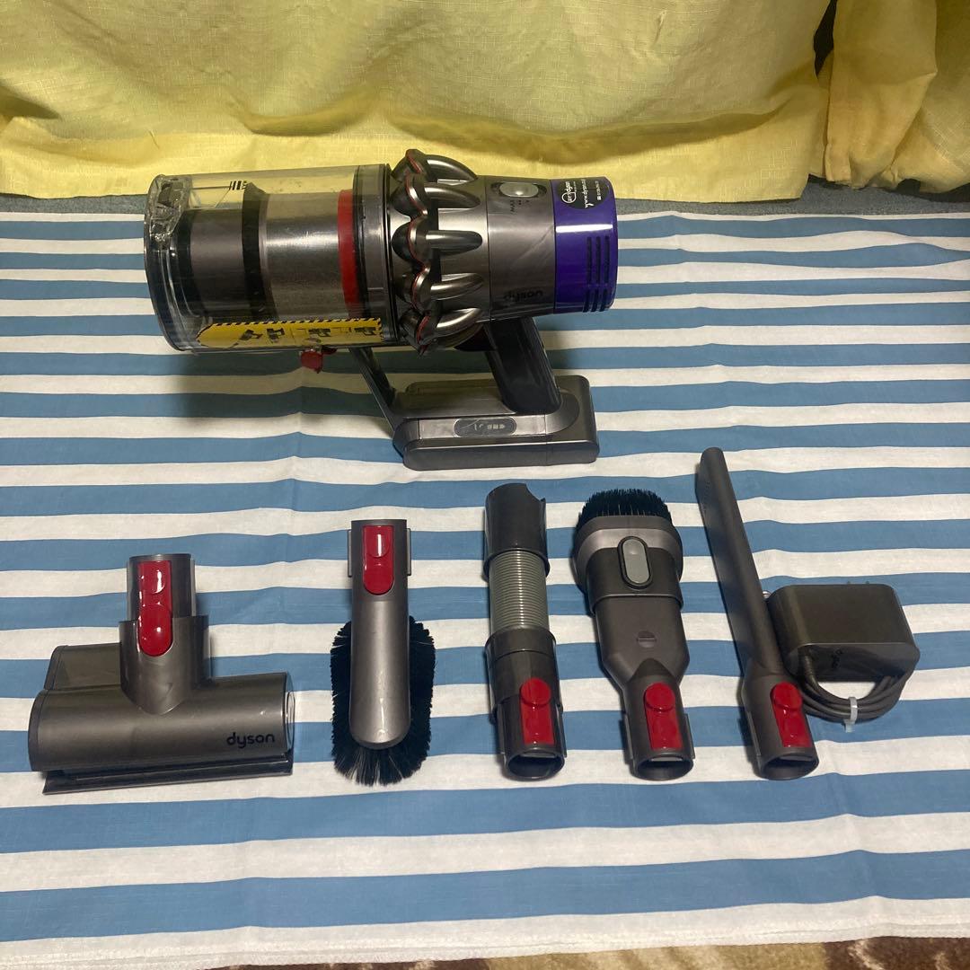 ダイソンＳＶ１２分解清掃済(限定　床ブラシ、ホース、壁掛け収納プラケットサービス