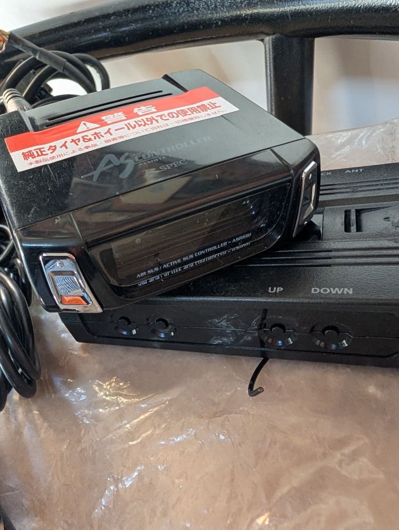 LS460　エアサスコントローラー