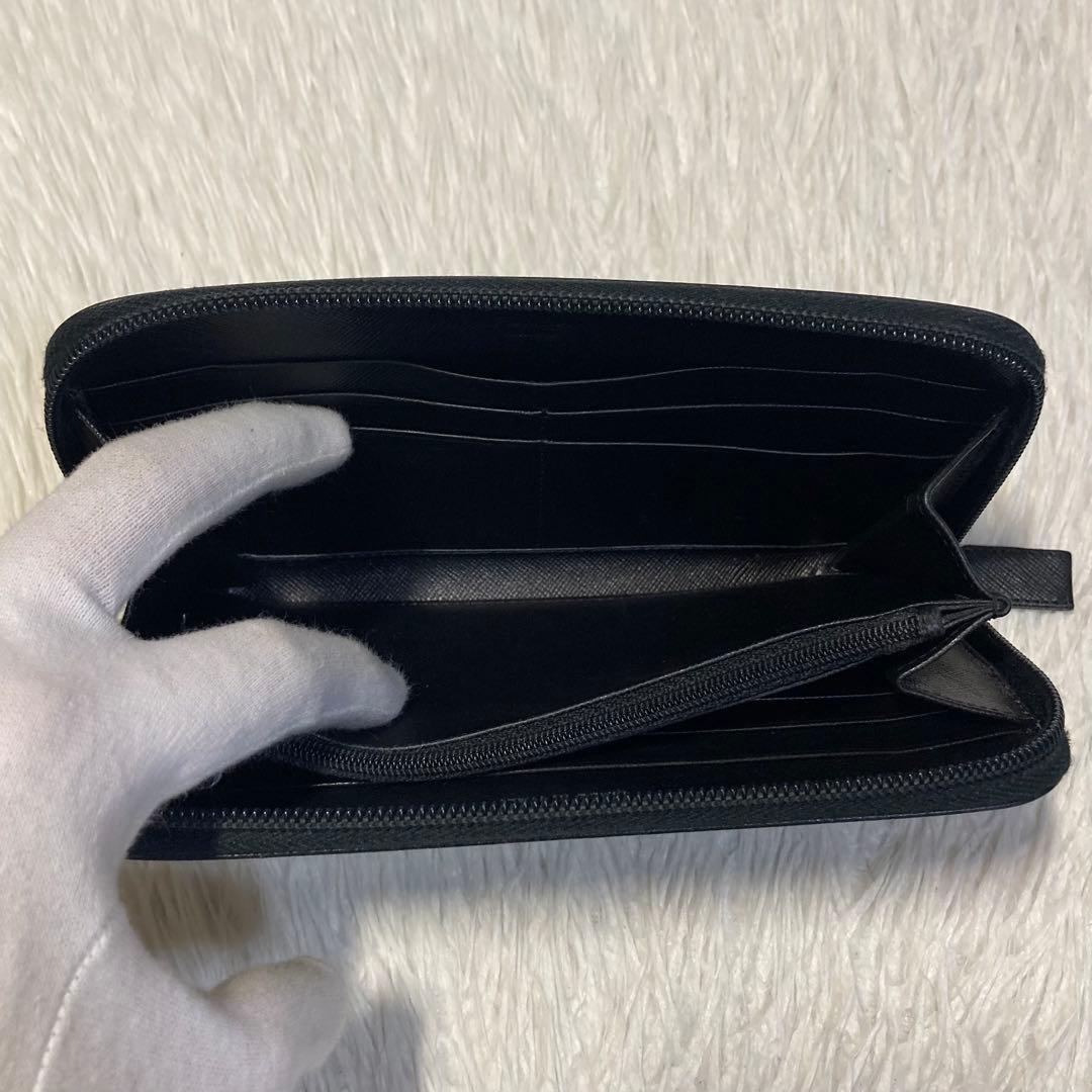 今週限定価格　美品　PRADA プラダ　長財布　ラウンドファスナー　黒　三角ロゴ