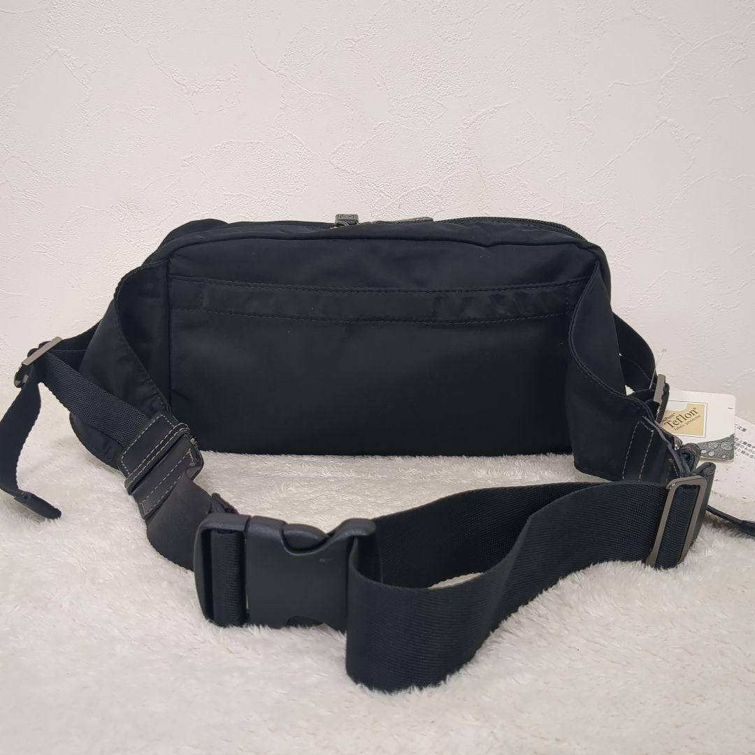 【未使用品】agnes b.VOYAGE　アニエスベー　ナイロン　レザー　黒