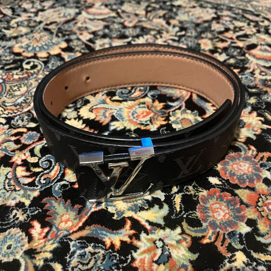 Louis Vuitton 黒レザーベルト