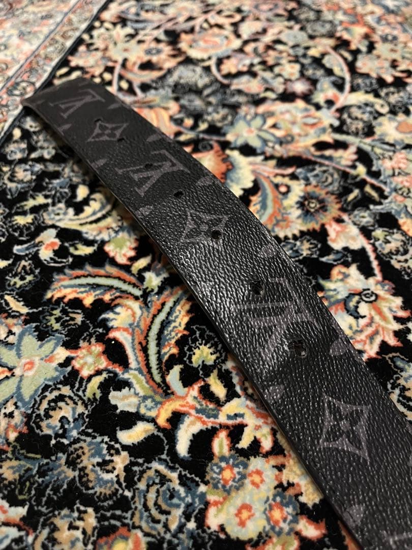 Louis Vuitton 黒レザーベルト