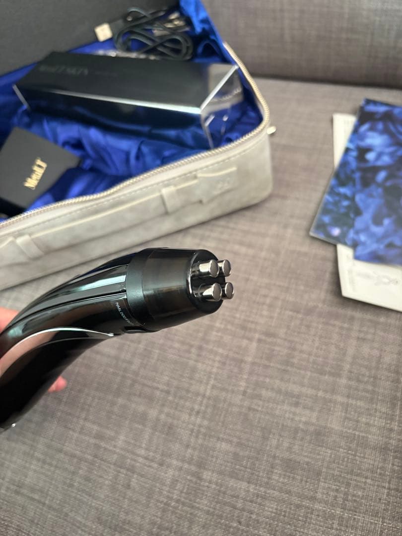 2025年10月購入＊LT 美顔器 専用ケース付き