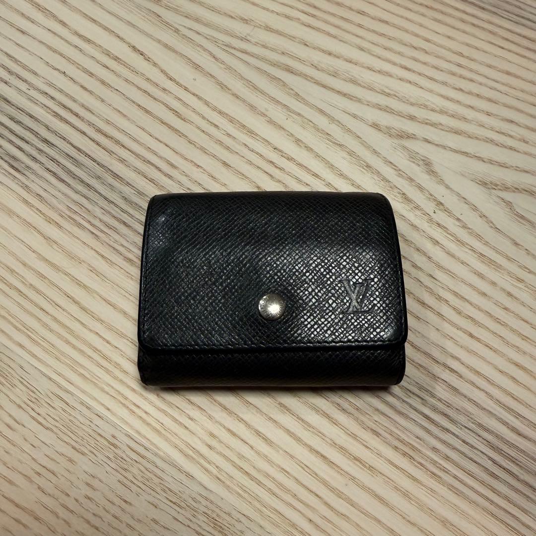 LOUIS VUITTON タイガ　ケース