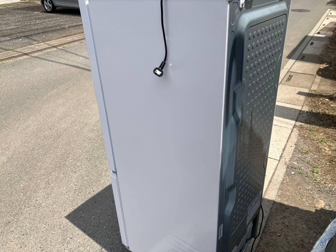 【2025年製 使用3ヶ月】 冷蔵庫 YRZ-F15MW