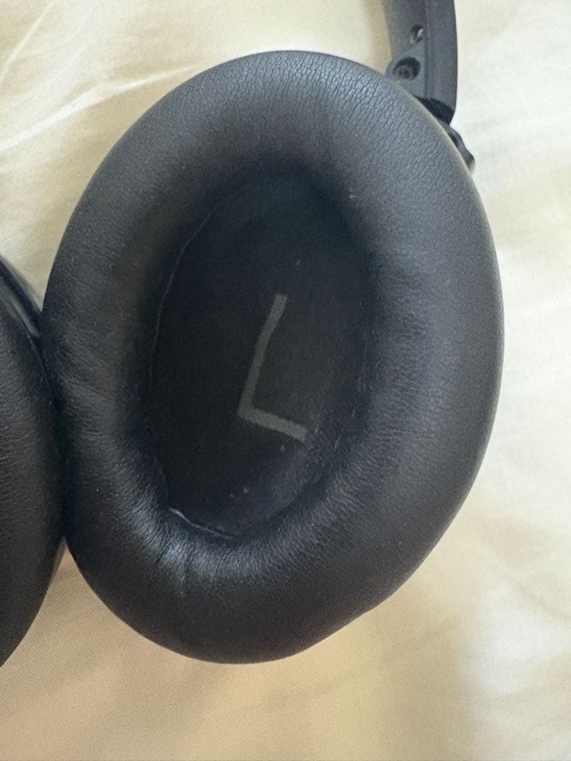 BOSE QuietComfort ワイヤレスヘッドホン ケース付き