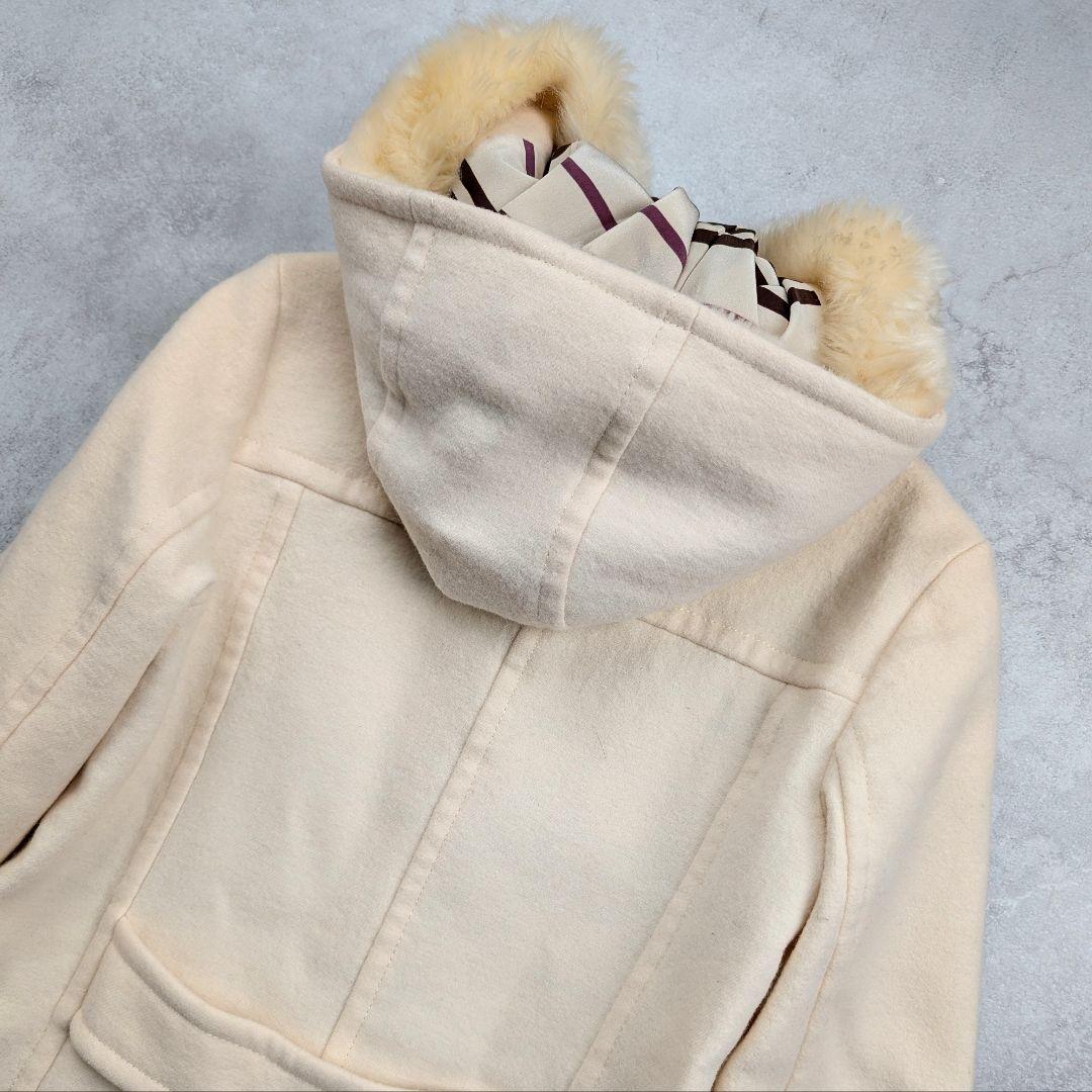 【訳あり】バーバリーブルーレーベル ダッフルコート アイボリー ファー付き