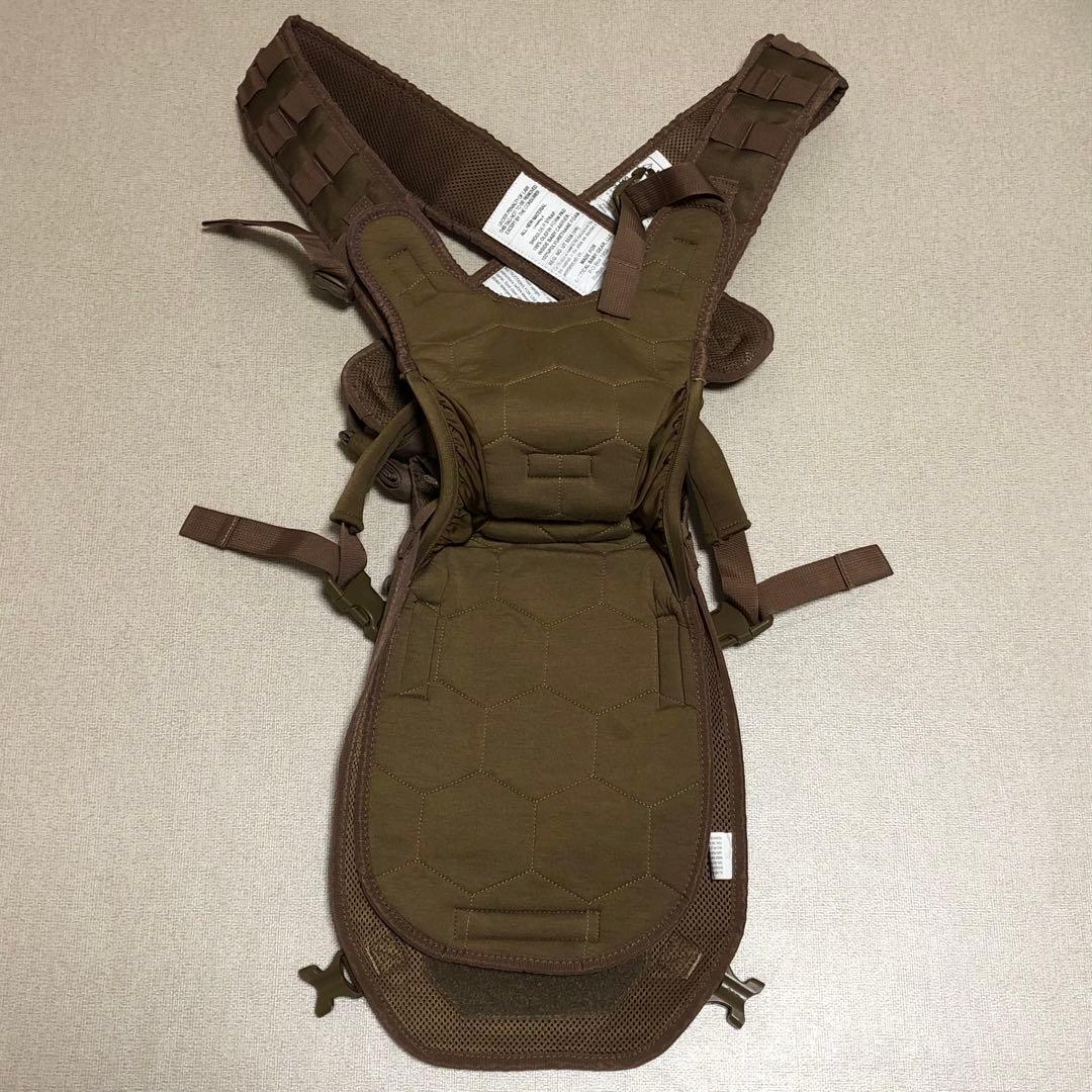 TBG TACTICAL BABY GEAR 抱っこ紐 クーラーポーチ付