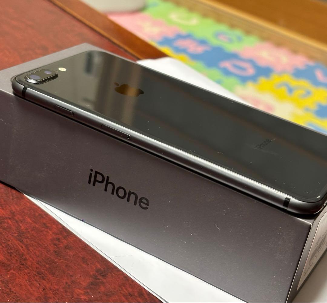 iphone8 plus 64gb simフリー