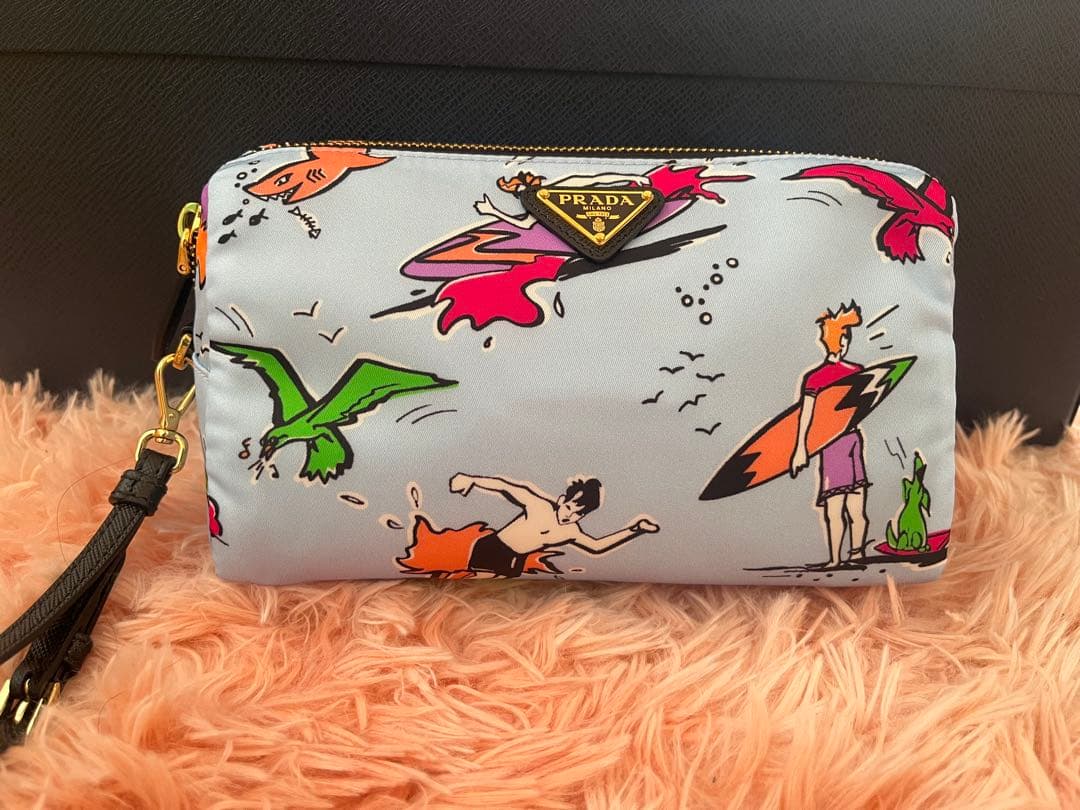 PRADA サーフィン ポーチ