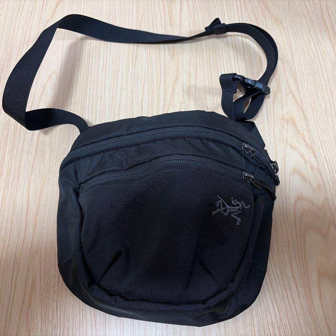 【極美品】アークテリクス マンティス2 ブラック ARC'TERYX