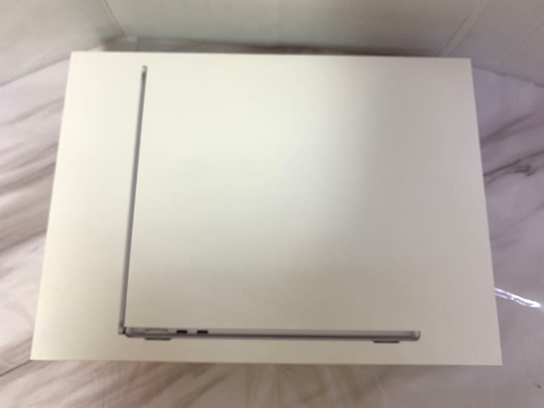 MacBook本体 MacBook AirM2 2022 FF43MKQV5Q A61216-7