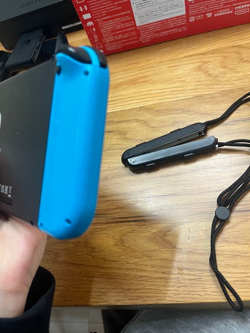 １年半使用Nintendo Switch ニンテンドースイッチ 本体 箱付き