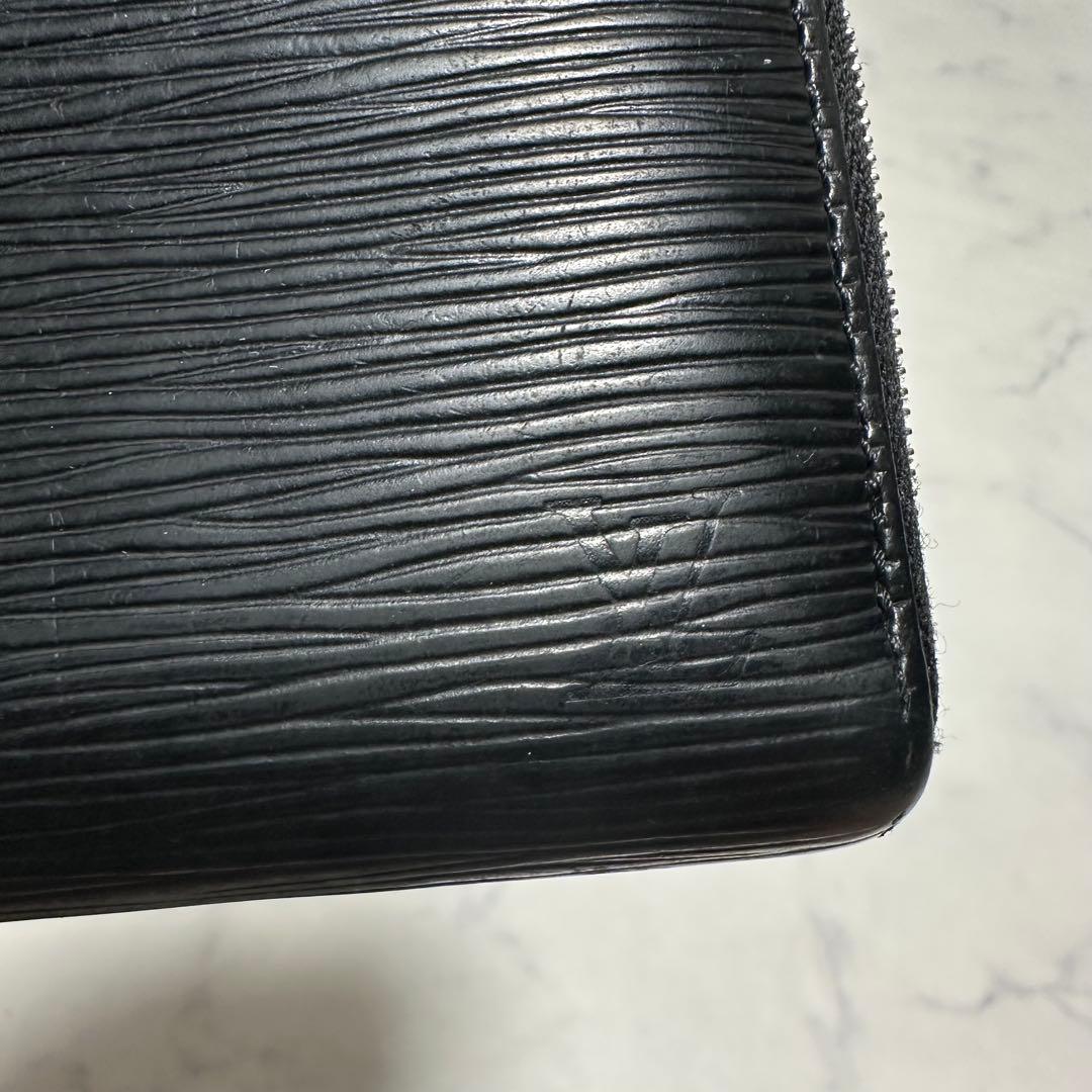 ルイヴィトン　ジッピーパース　エピレザー　ブラック　ケース　カード