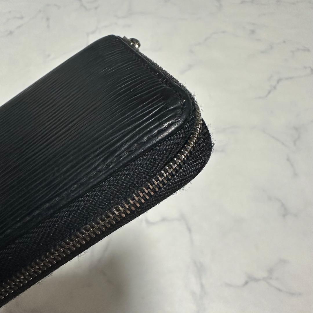 ルイヴィトン　ジッピーパース　エピレザー　ブラック　ケース　カード