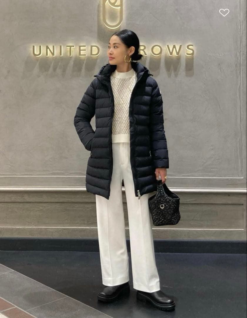 美品 今期 PYRENEX スプートニックロングソフト2 ダウンブラック