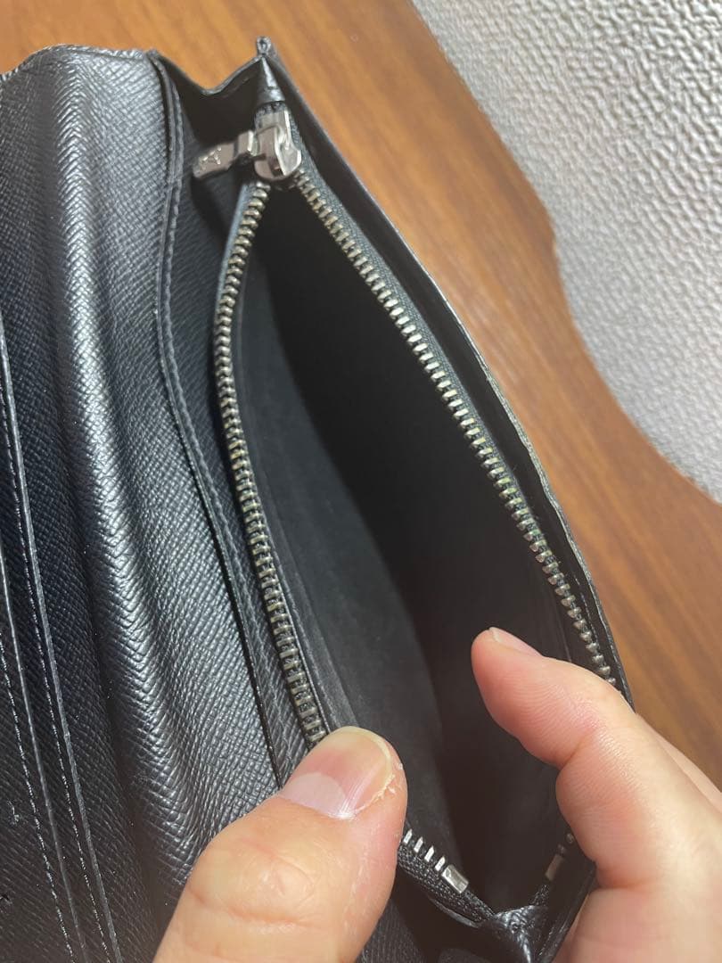 LOUIS VUITTON ポルトフォイユ・ブラザ モノグラム エクリプス長財布