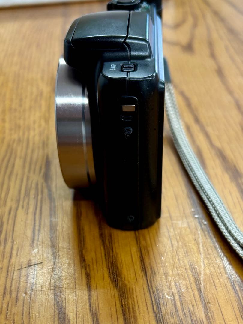 デジタルカメラ CASIO EXILIM EX-H60