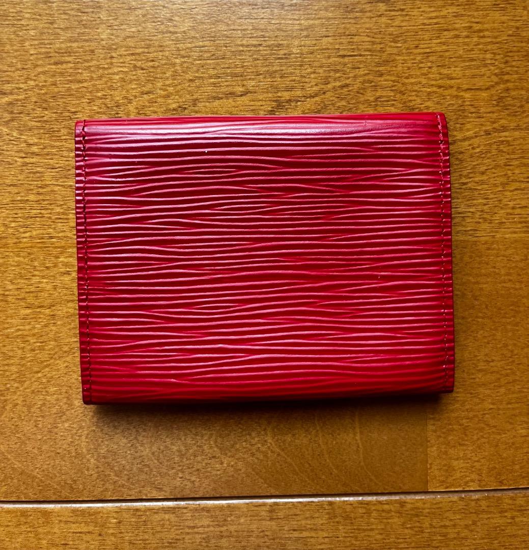 Louis Vuitton ルイ・ヴィトン エピ 名刺入れ ルージュ