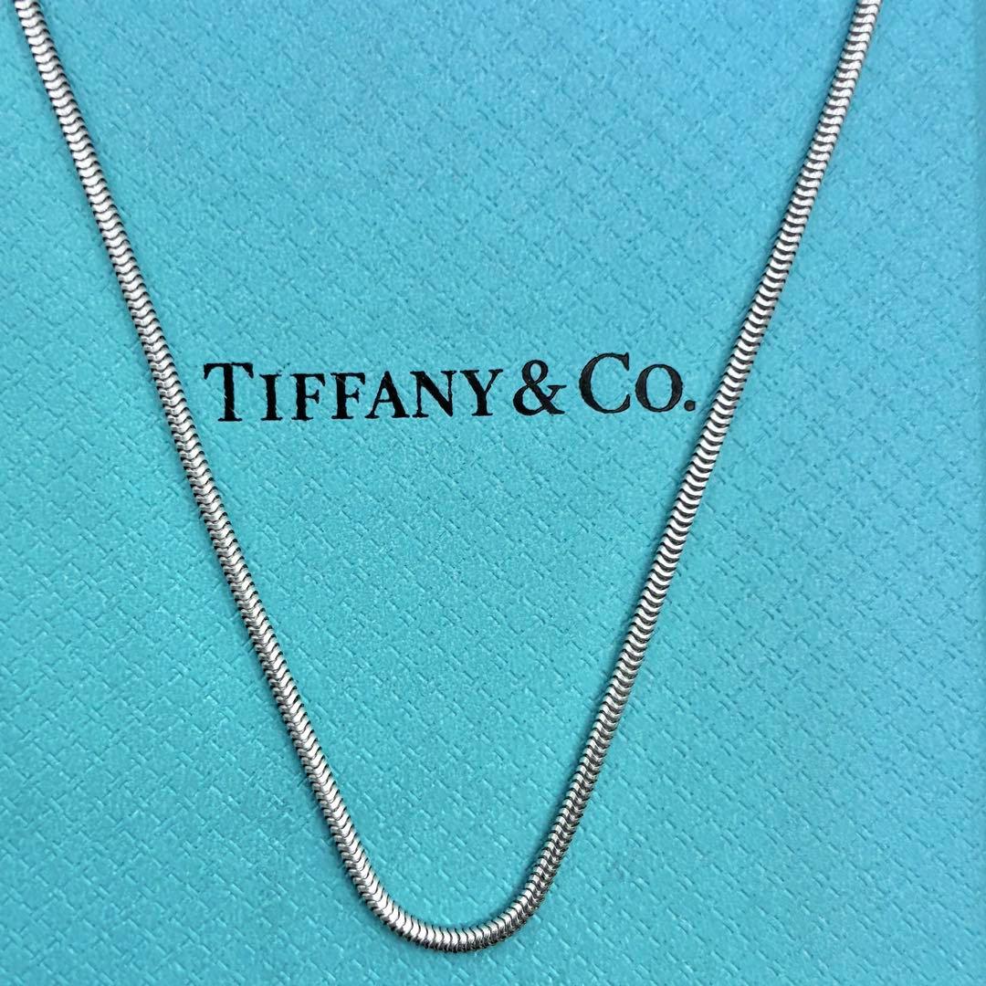 ティファニー スネークチェーン ネックレスチェーンのみ シルバー 44cm