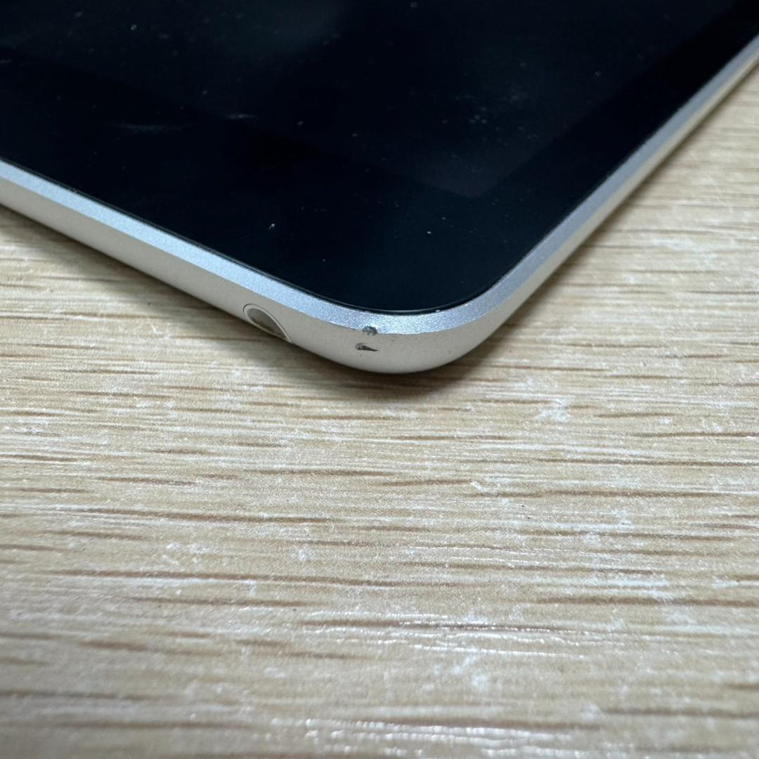 ★Apple　iPad　第9世代　A2602　NK2L3J/A　64GB